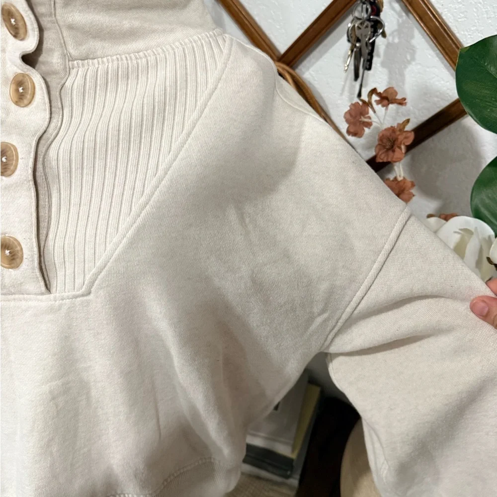 aerie elegant cream